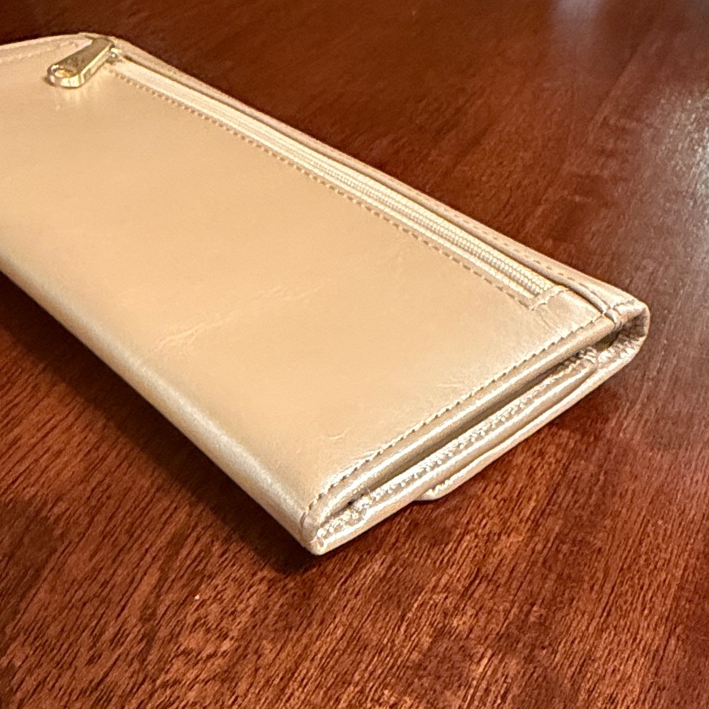 HOBO Gold Metallic Trifold Clutch/Wallet - Picture 5 of 17